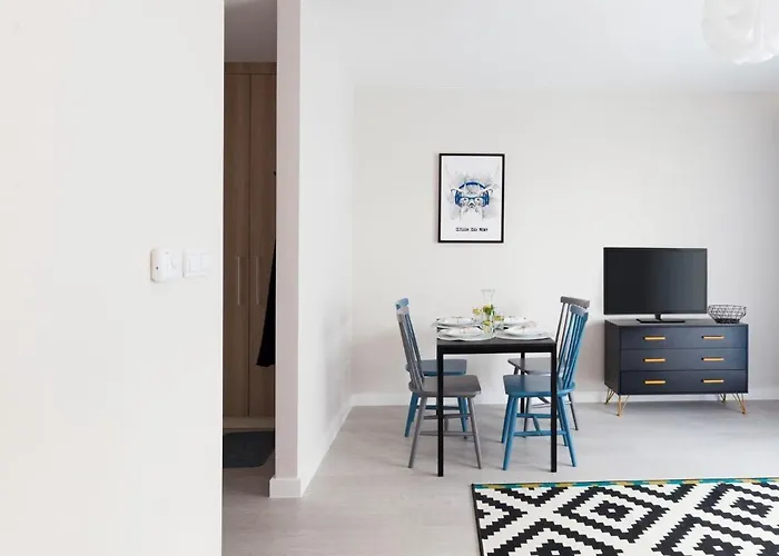 Raval - Soft Black * レバル